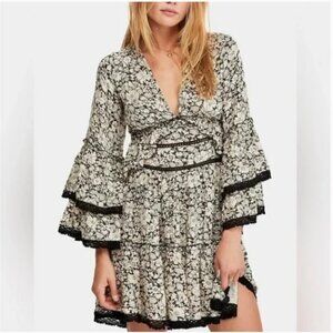 Free People Black Cream Tiered Open Back Kristall Mini Dress Size Small